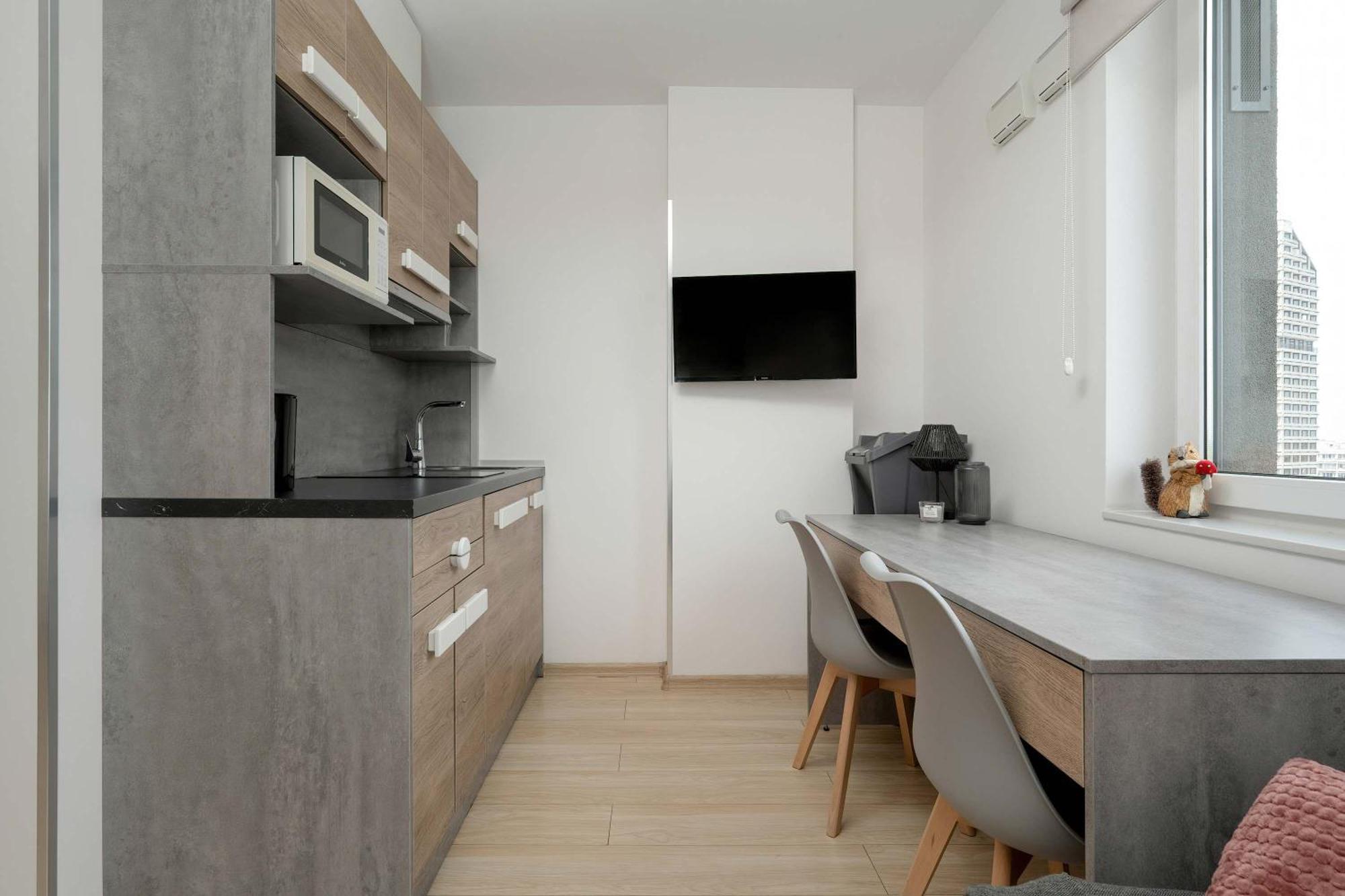 Apartament Bright With Air Conditioning Near Zoo By Renters *